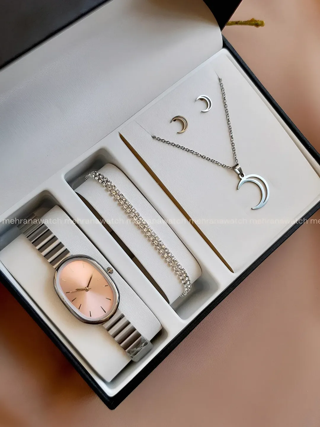 ست ساعت دخترانه