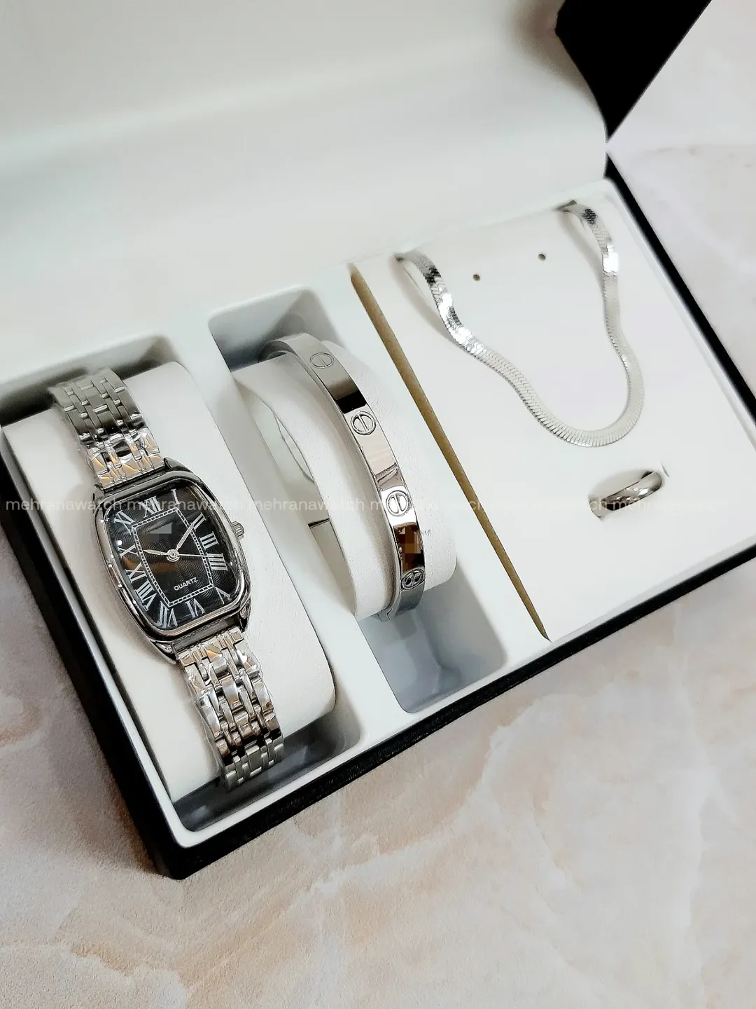 ست زنانه نایدو